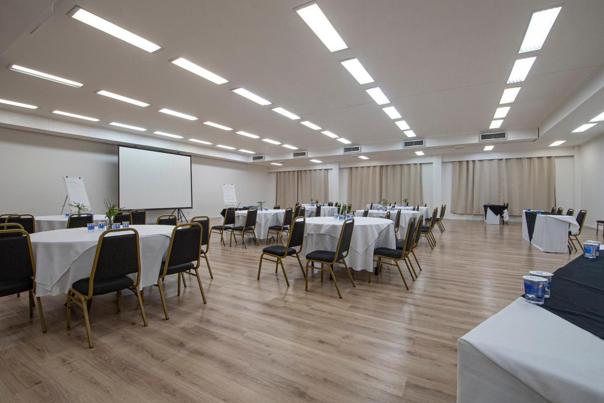 Hotel Villagio & Convention Embu das Artes