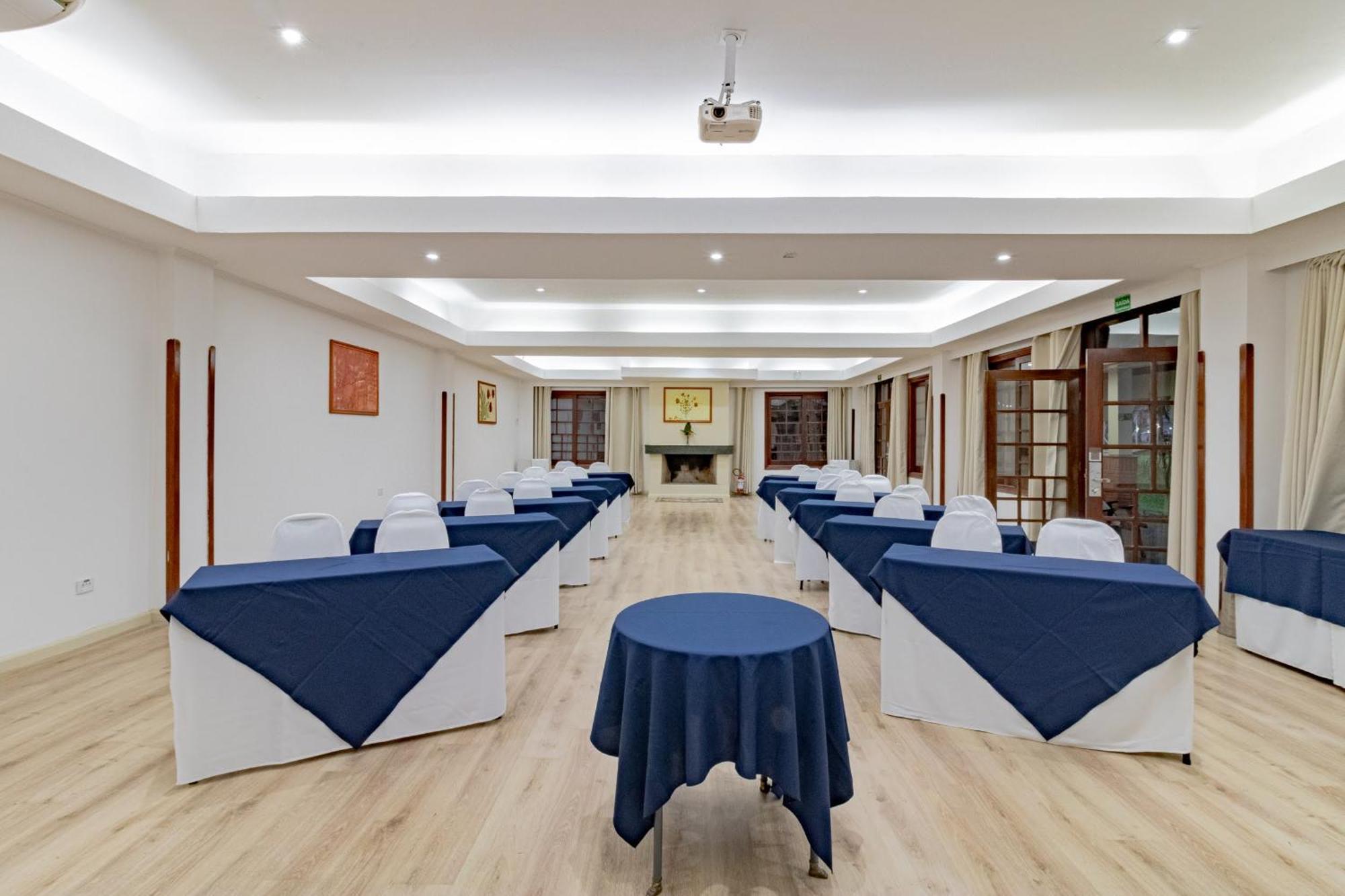 Villagio & Convention